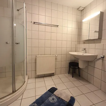 *strandaster* In - 100 M Bis Strand, Ruhig, Zentral.