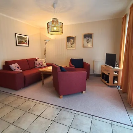 *strandaster* In - 100 M Bis Strand, Ruhig, Zentral. * Zingst